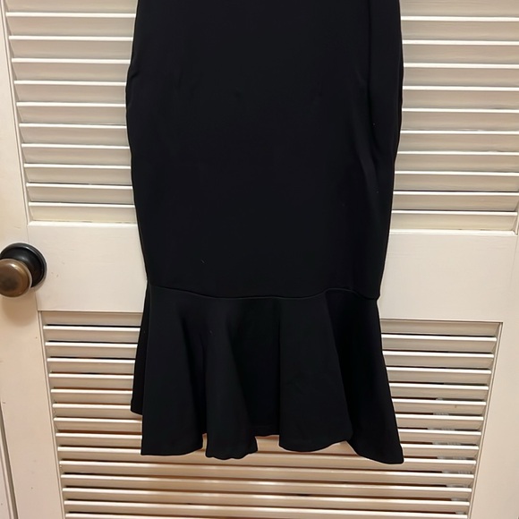 Lulus This Could Be Love Bodycon Midi Dress in Black, Size XSmall, EUC - Picture 7 of 16